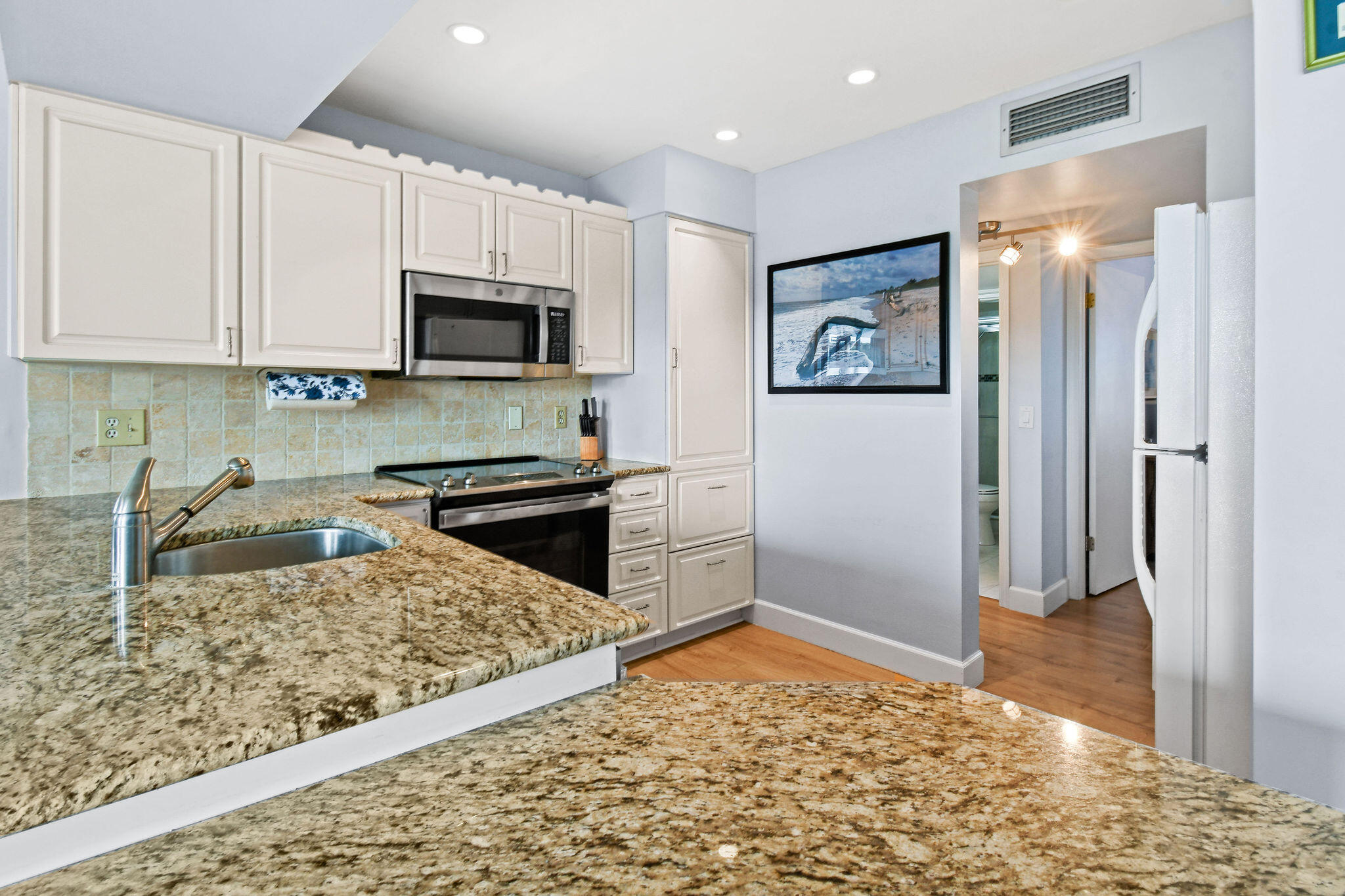 JUPITER OCEAN AND RACQUET CLUB - Residential