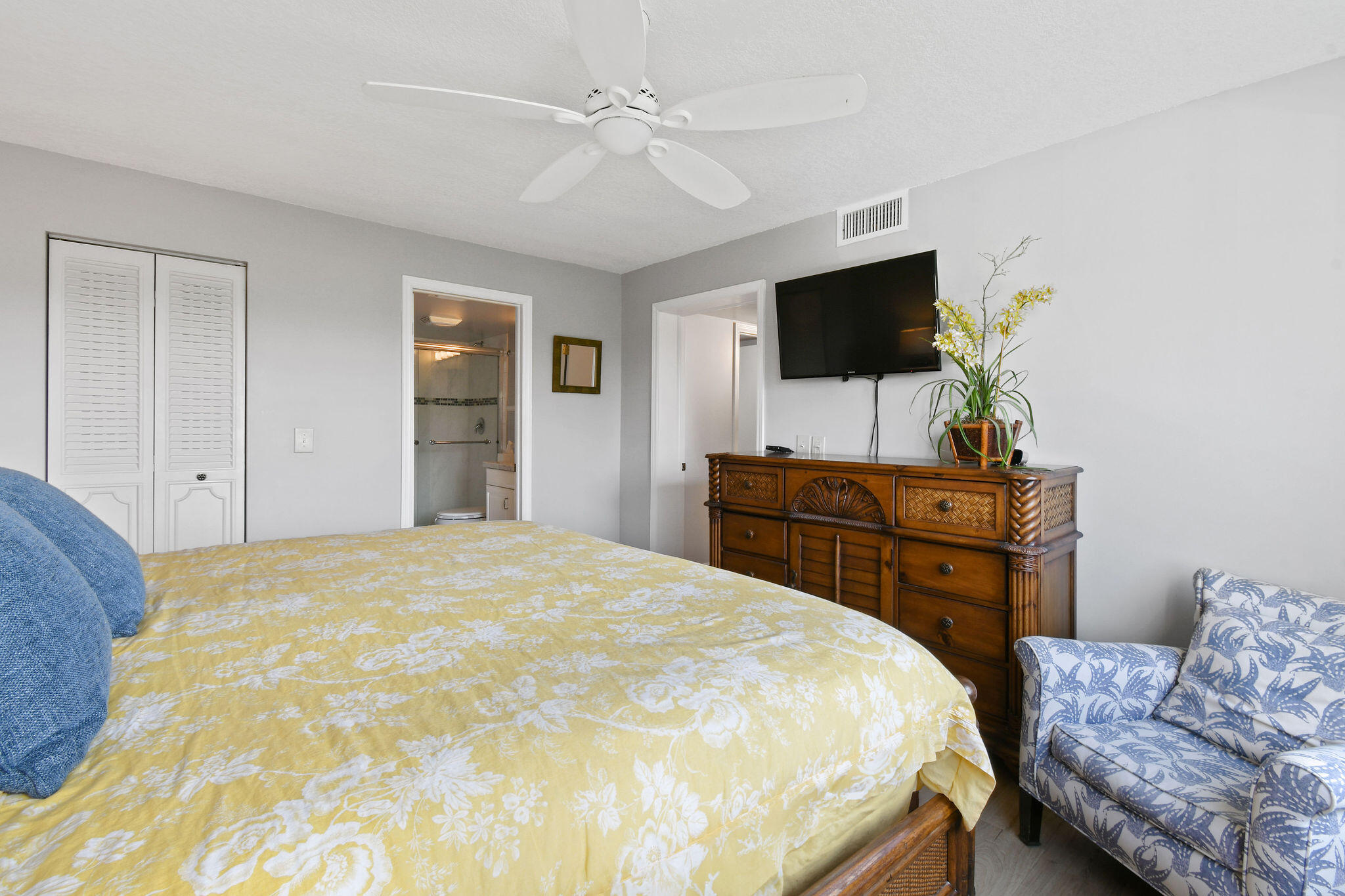 JUPITER OCEAN AND RACQUET CLUB - Residential