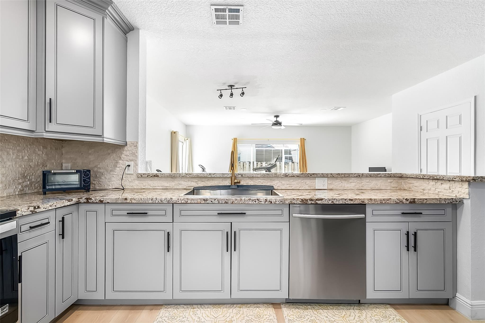 Plum Harbour - Residential