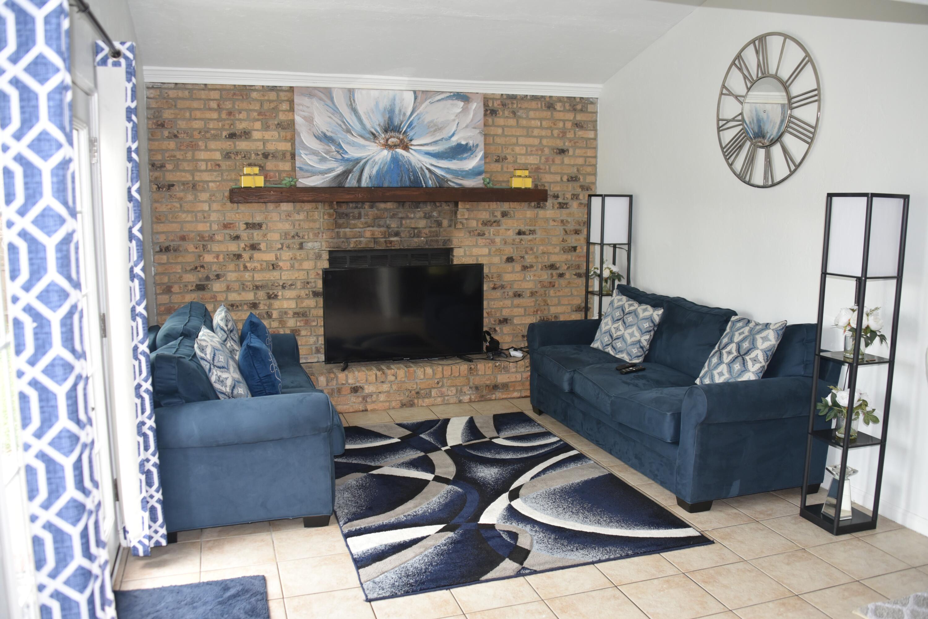 PLANTATION OAKS TWNHOUSES - Residential Lease