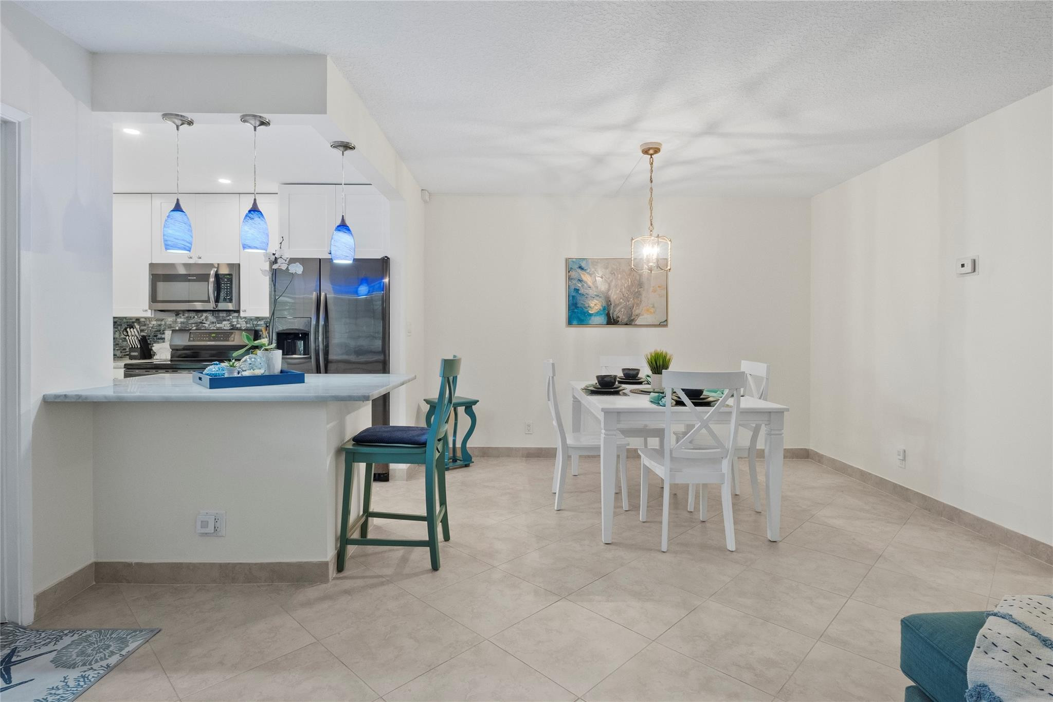 MARINE COLONY CONDO - Residential Lease