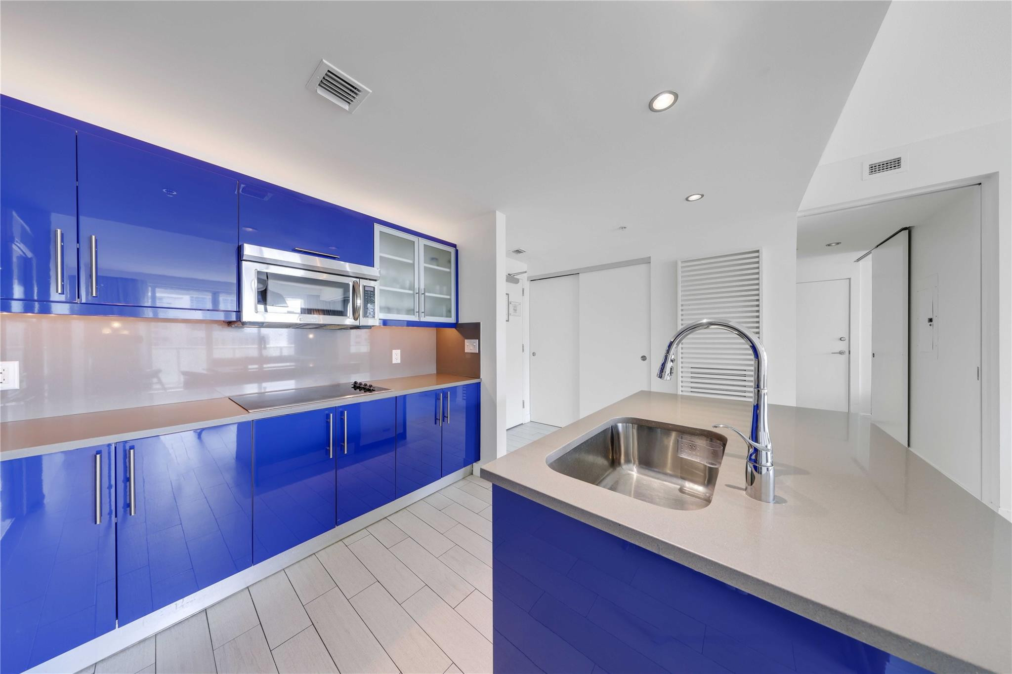 W Residence - Residential