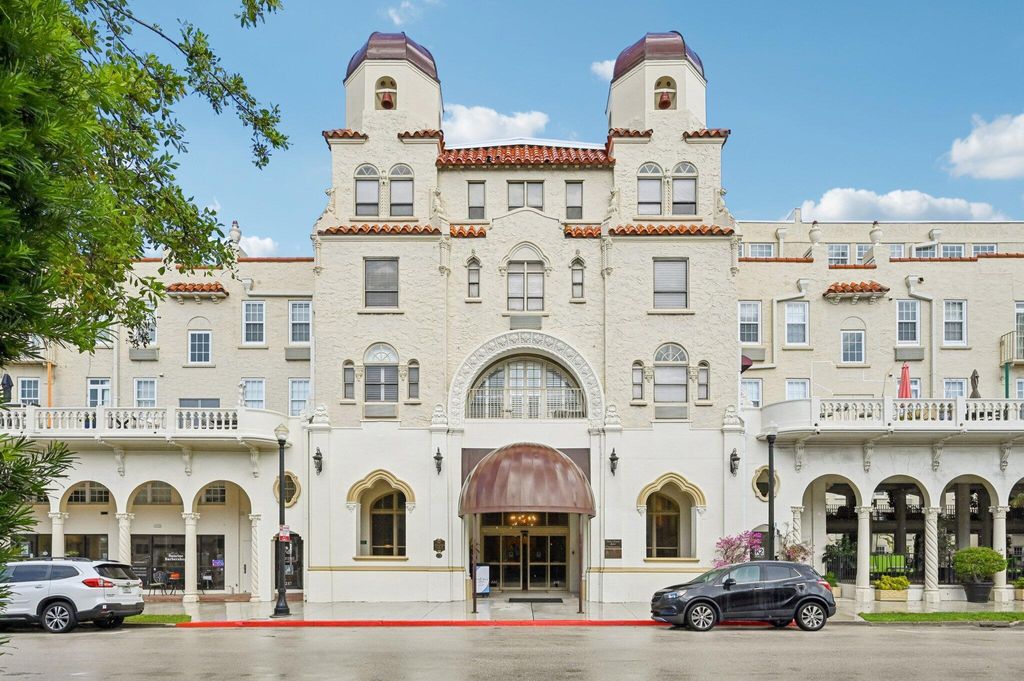 Photo of 235 Sunrise Avenue #3032 & 3102, Palm Beach, FL 33480 (MLS # R11135894)