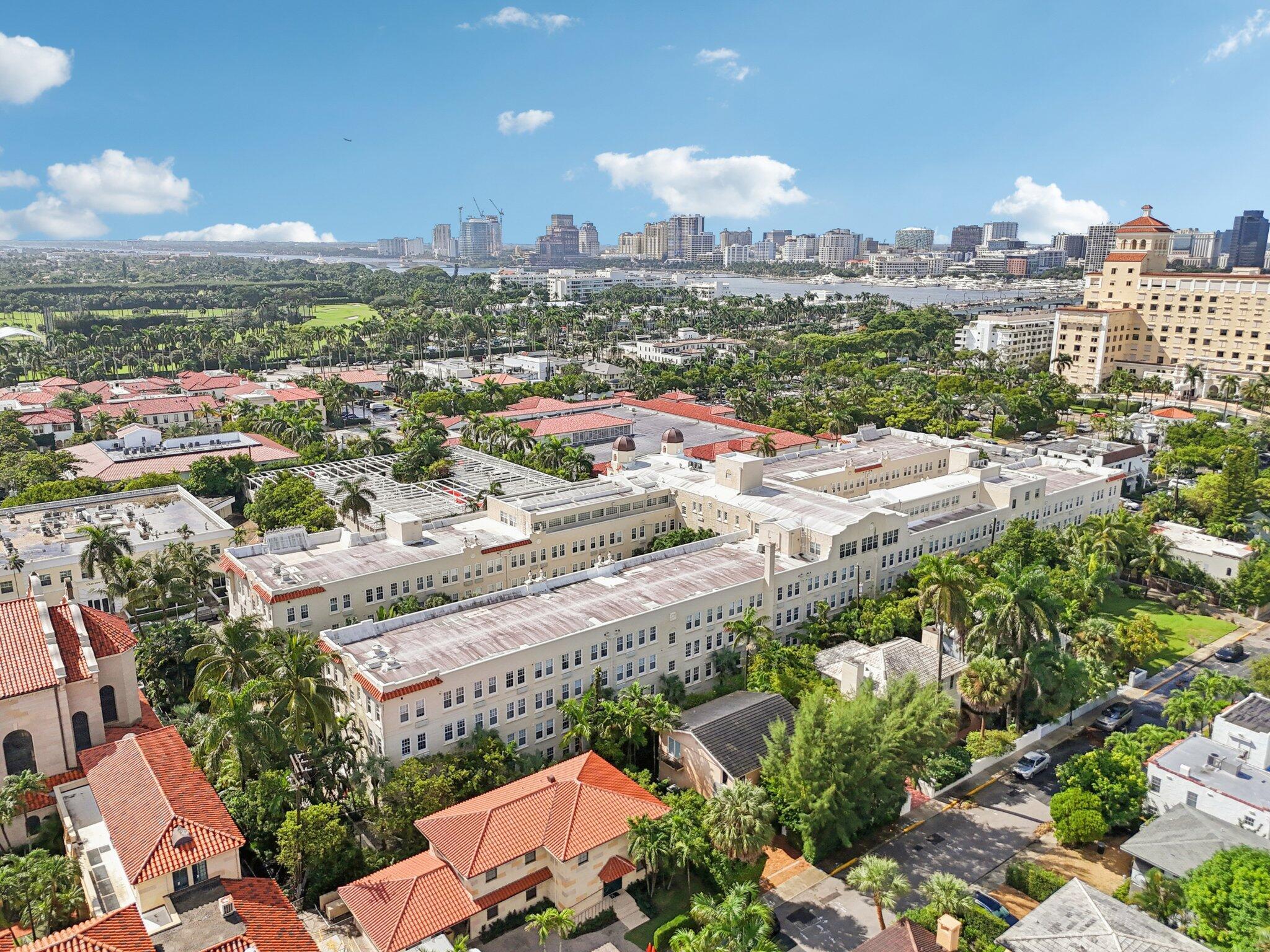 PALM BEACH HOTEL CONDO - Residential