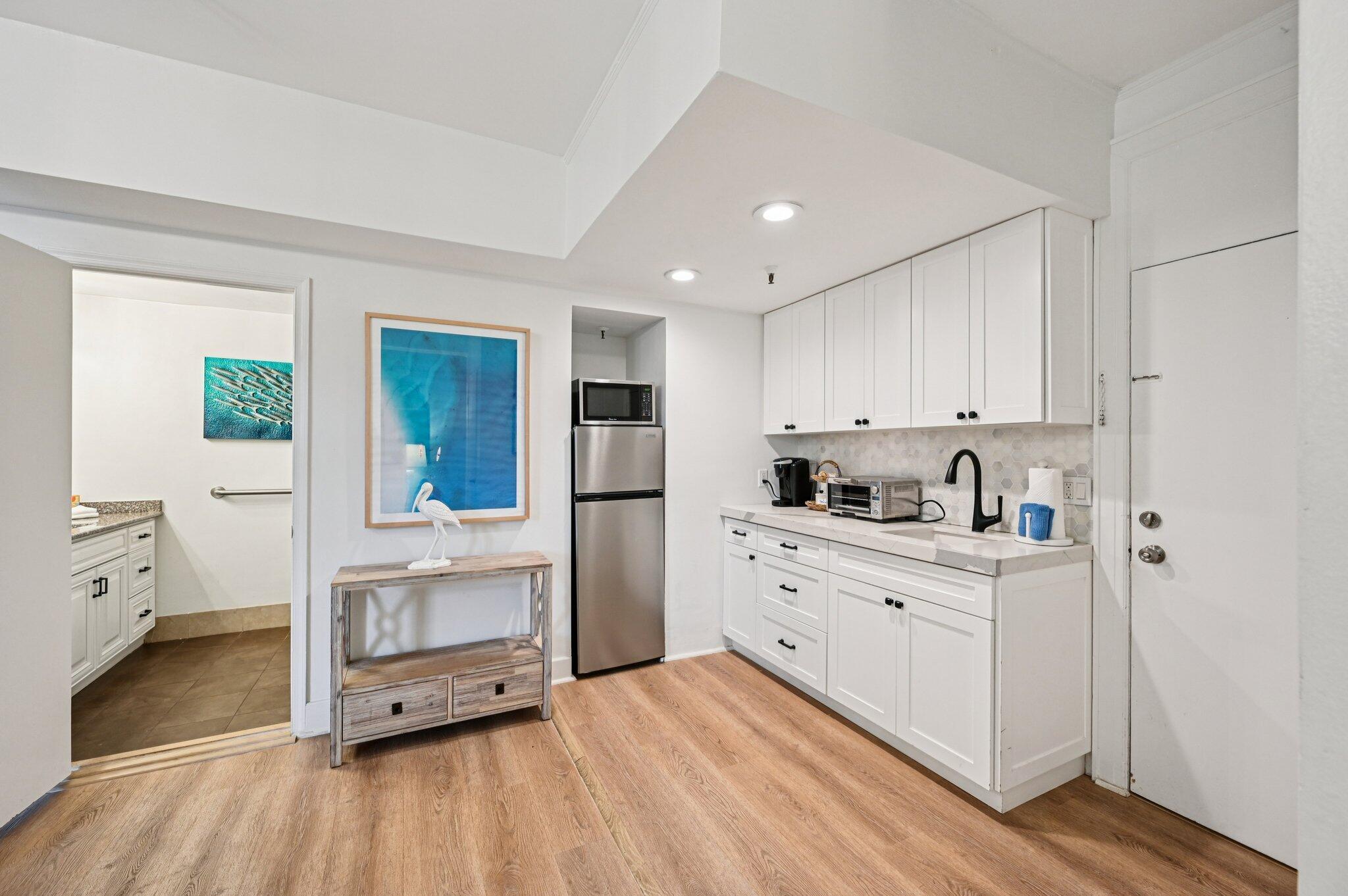 PALM BEACH HOTEL CONDO - Residential