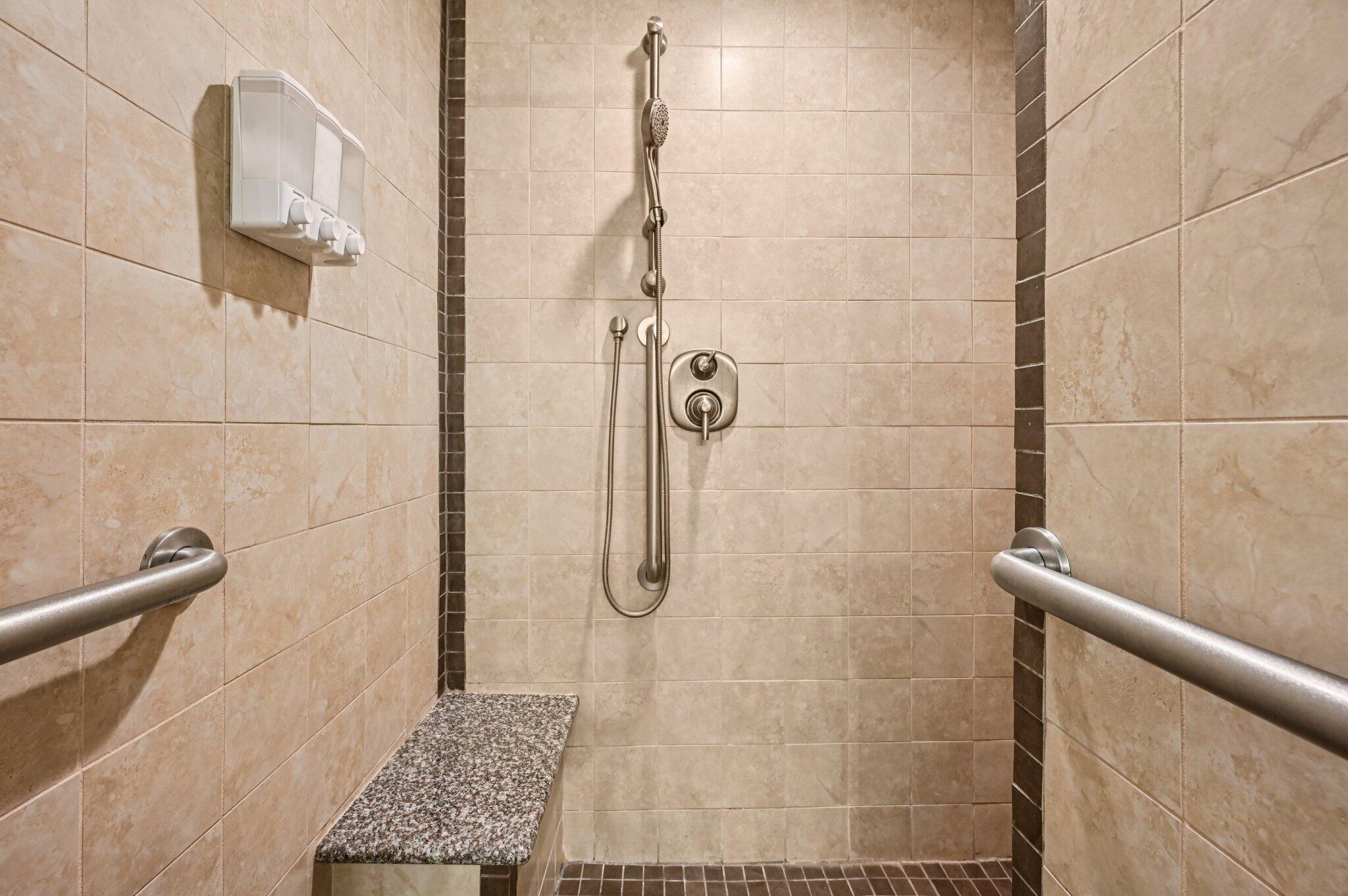 PALM BEACH HOTEL CONDO - Residential