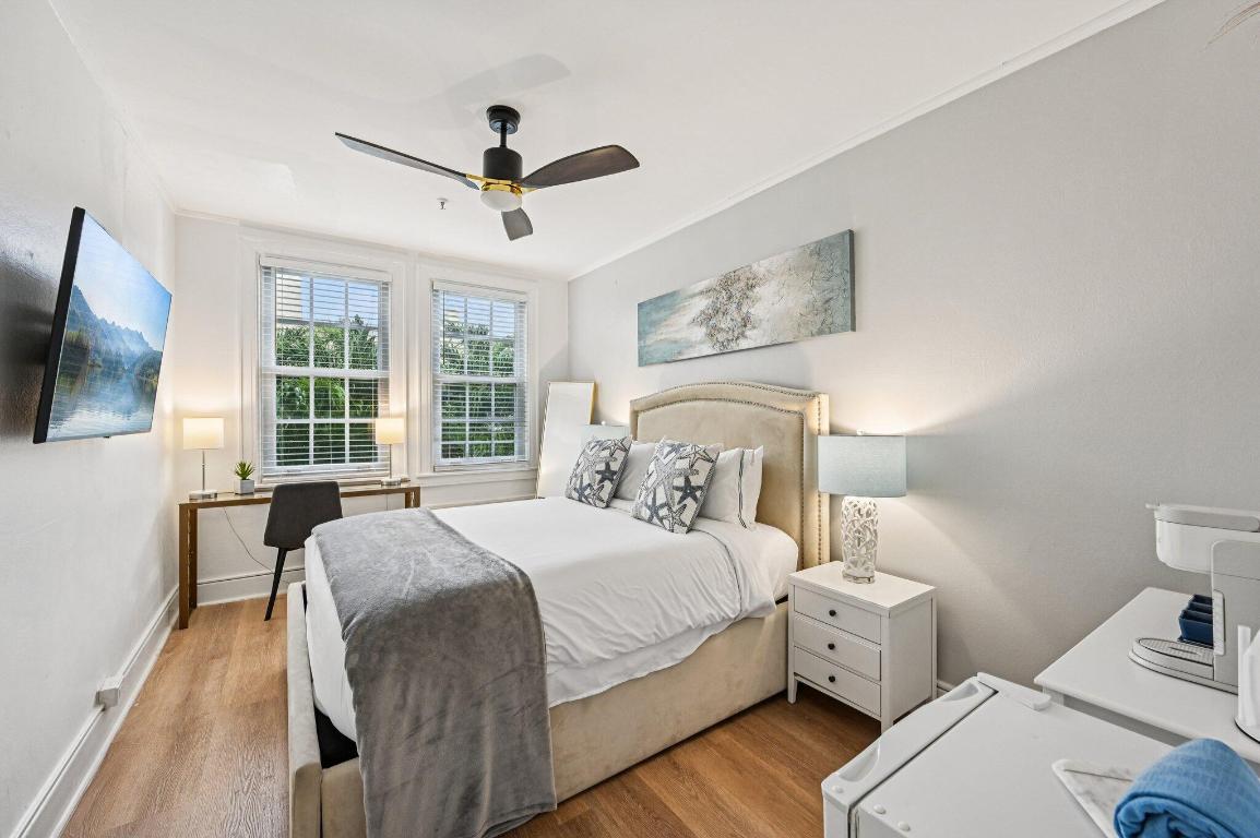 PALM BEACH HOTEL CONDO - Residential