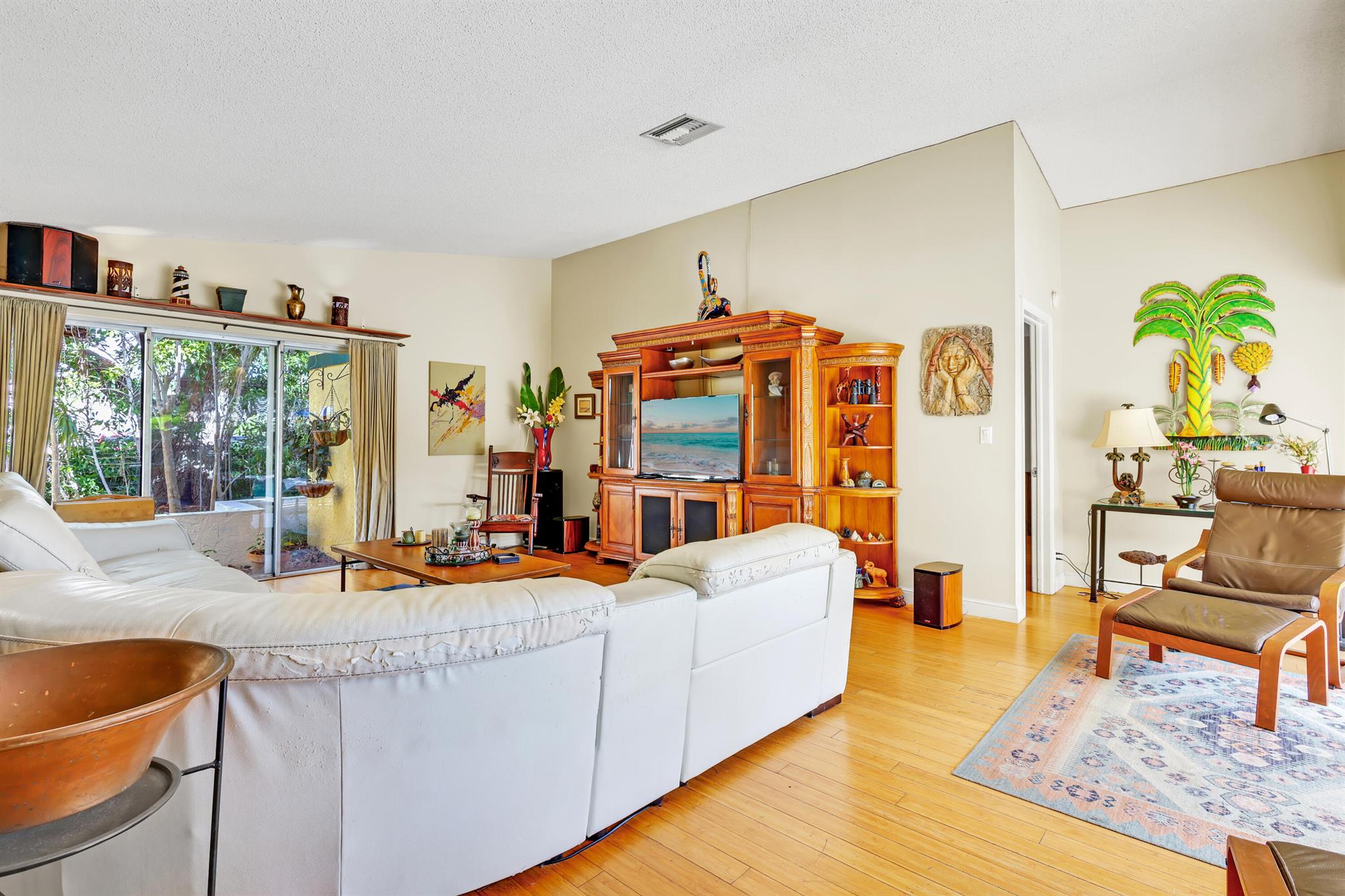 PALM BEACH FARMS - Residential