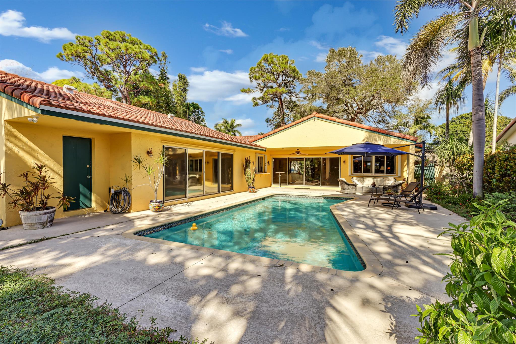 PALM BEACH FARMS - Residential