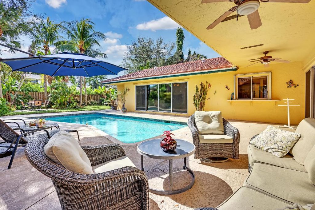 Photo of 1440 SW 20th Street, Boca Raton, FL 33486 (MLS # R11143310)