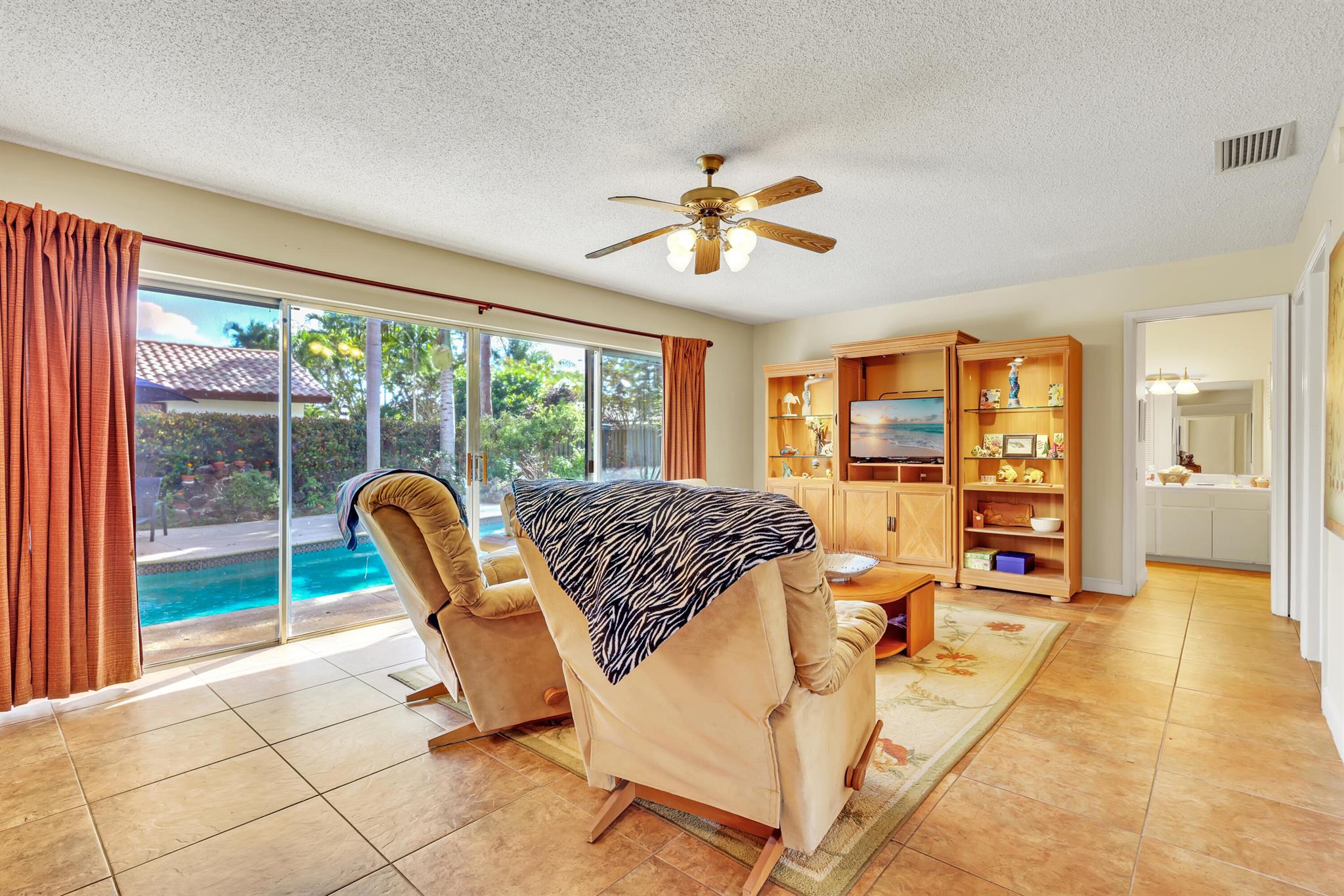 PALM BEACH FARMS - Residential