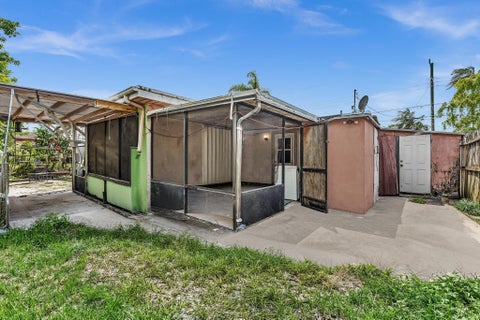 Tiny photo for 2131 Acapulco Drive, Miramar, FL 33023 (MLS # B26054647)