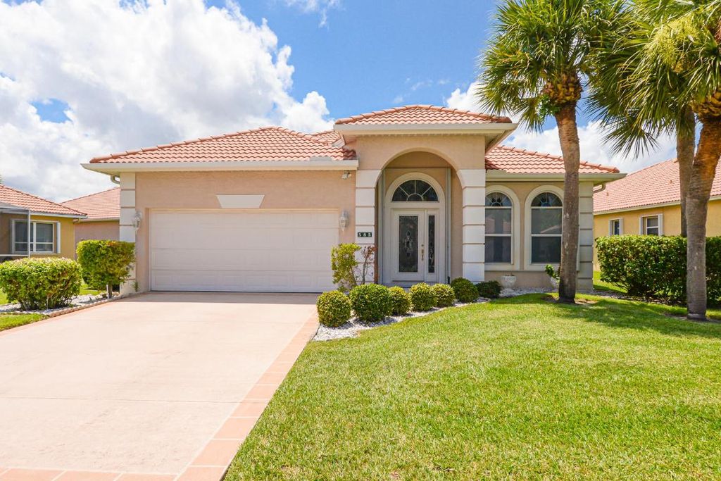 Photo of 585 NW Lambrusco Drive, Port Saint Lucie, FL 34986 (MLS # R10909446)