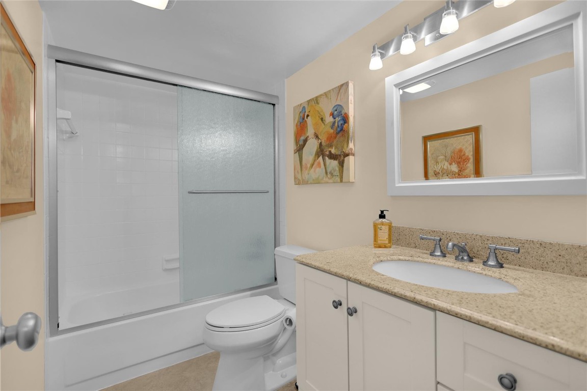 MEADOWBROOK LAKES VIEW - Residential