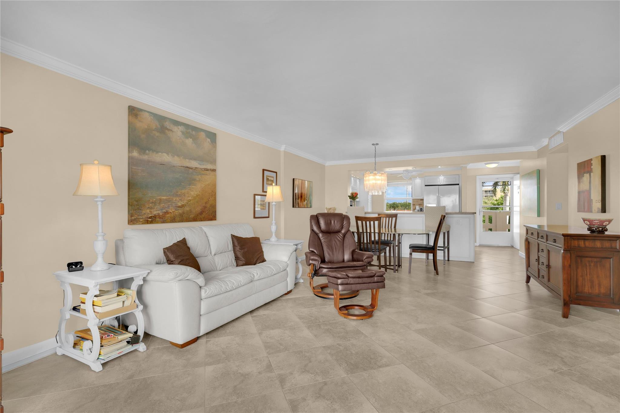 MEADOWBROOK LAKES VIEW - Residential