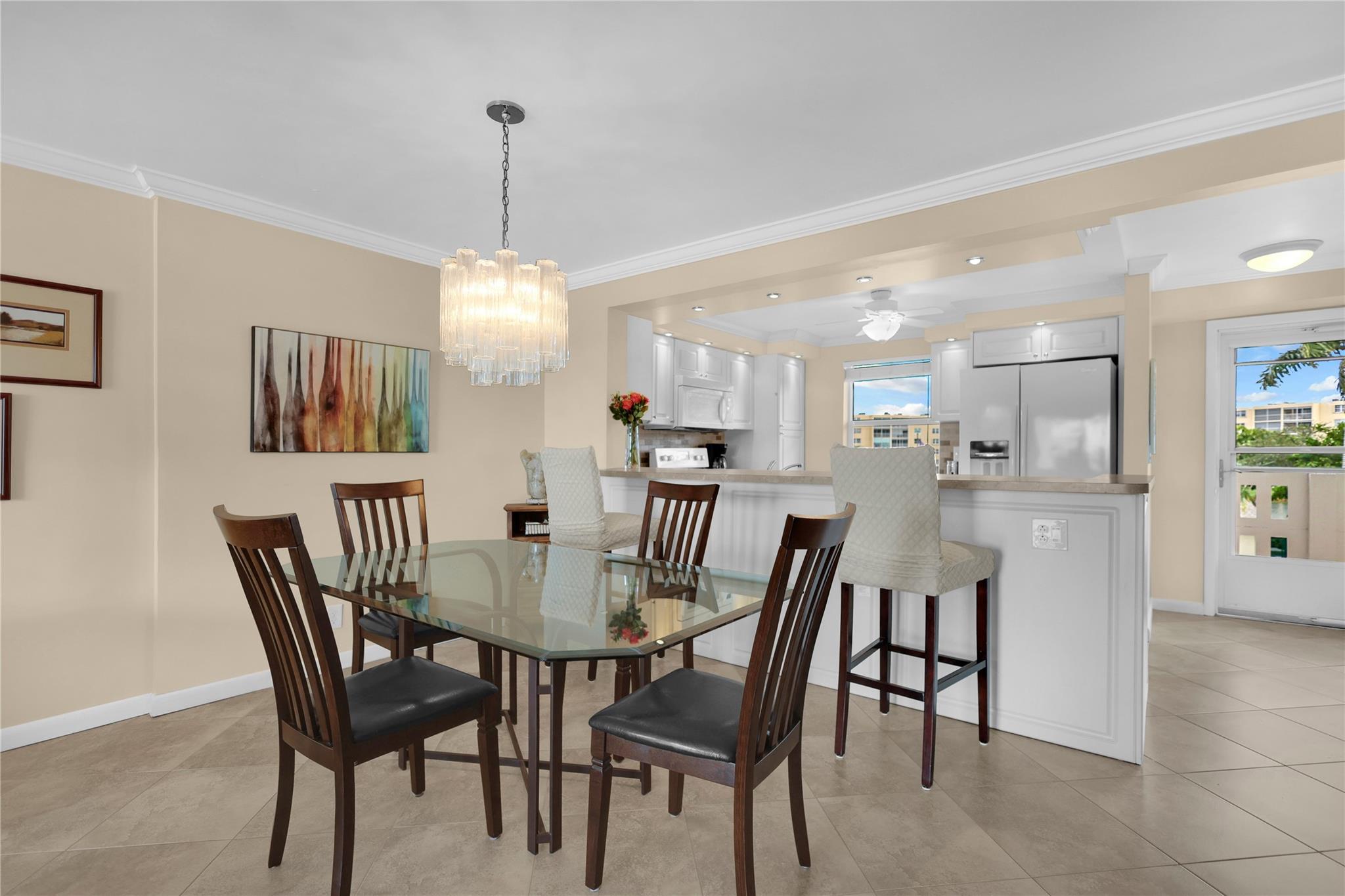 MEADOWBROOK LAKES VIEW - Residential