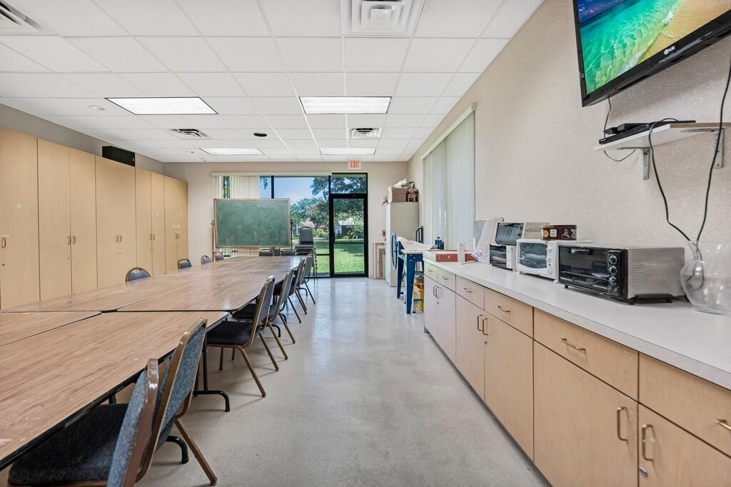 RAINBERRY BAY SEC 10 - Residential