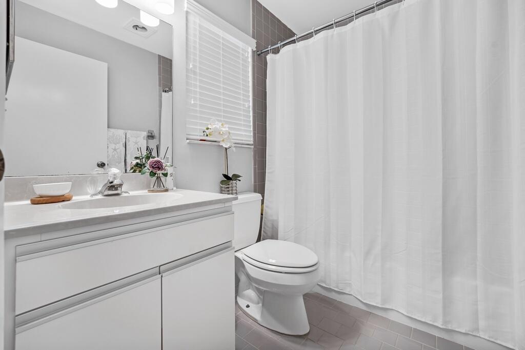 RAINBERRY BAY SEC 10 - Residential