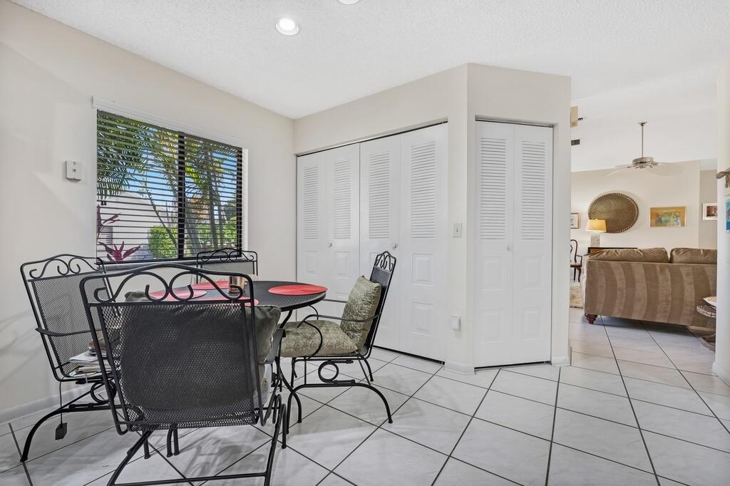 RAINBERRY BAY SEC 10 - Residential