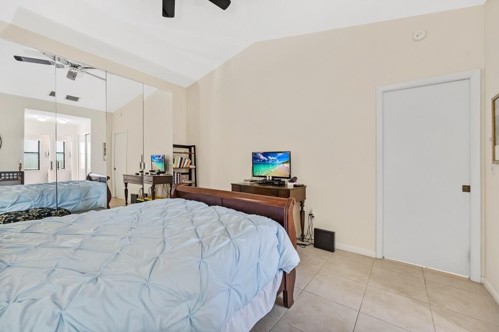 RAINBERRY BAY SEC 10 - Residential