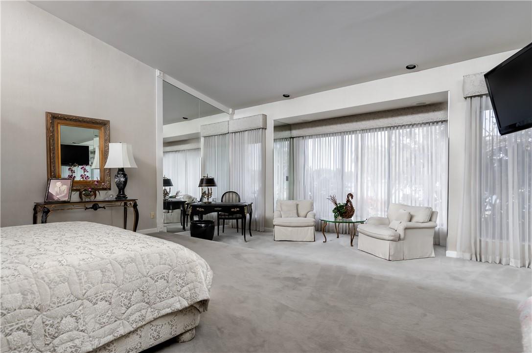 Hollywood Lakes Sec 1-32 - Residential