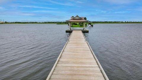 A home in Loxahatchee