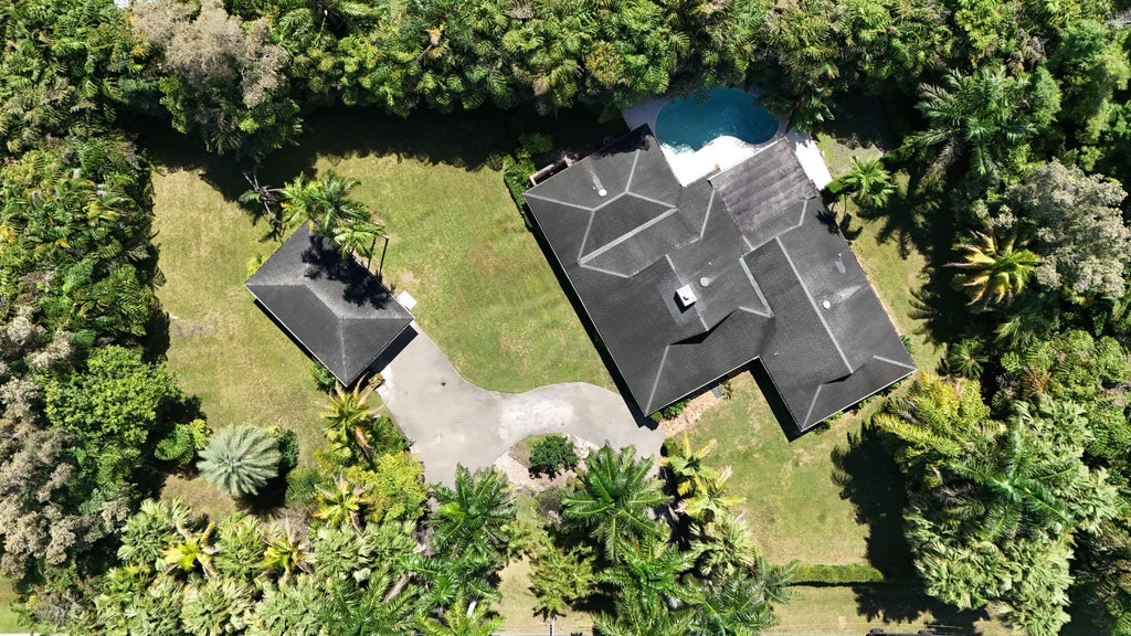 Photo of 12320 NW 2ND Street, Plantation, FL 33325 (MLS # B26080681)