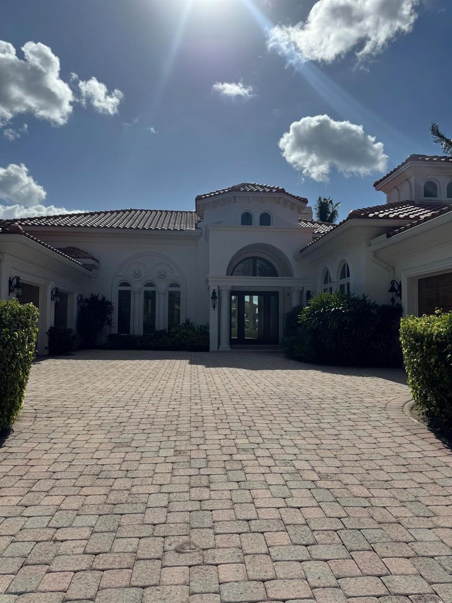 ** off market sale and is being entered into MLS for statistical purposes only.