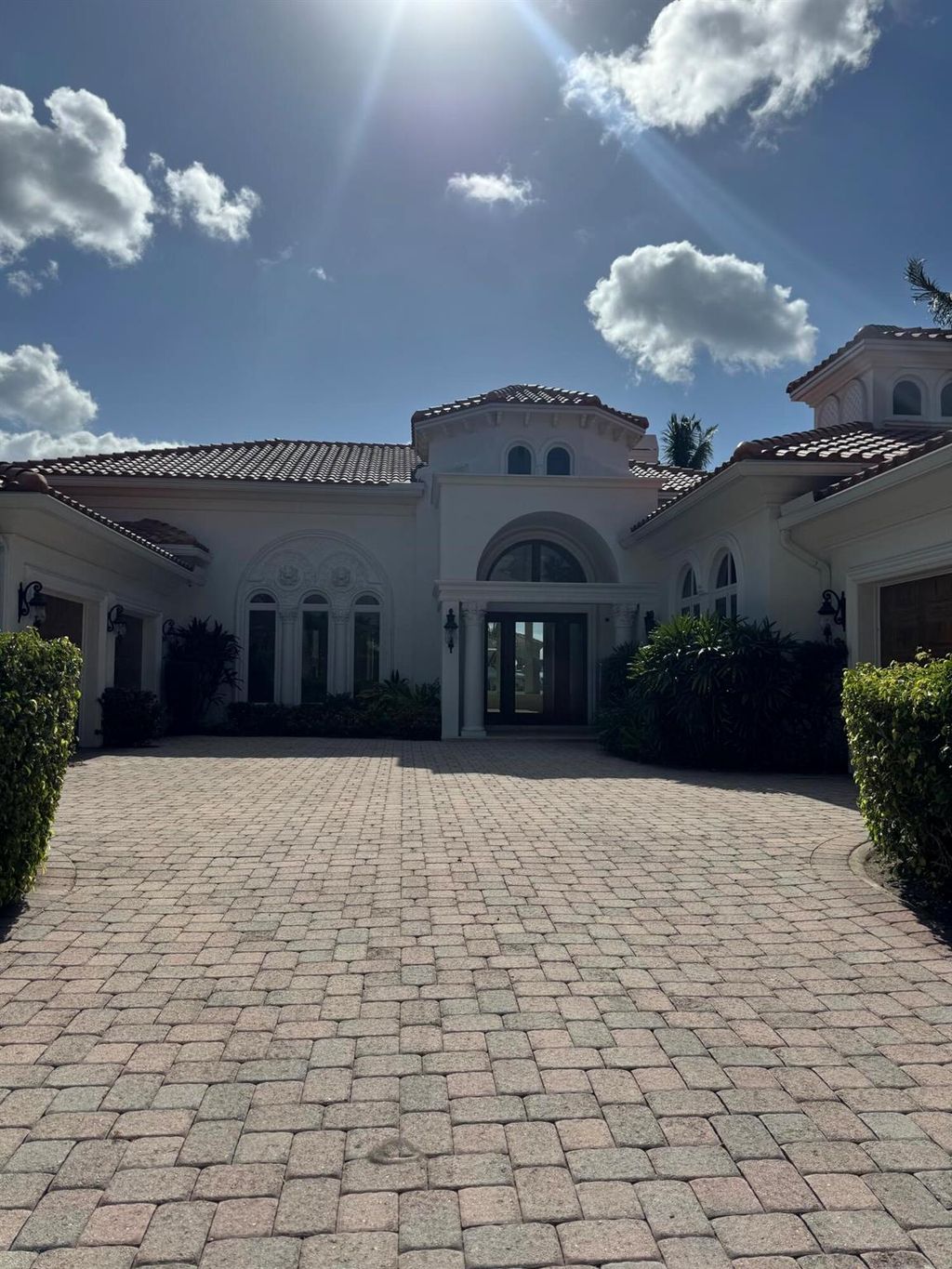 Photo of 732 Harbour Isles Way, West Palm Beach, FL 33410 (MLS # R11096524)