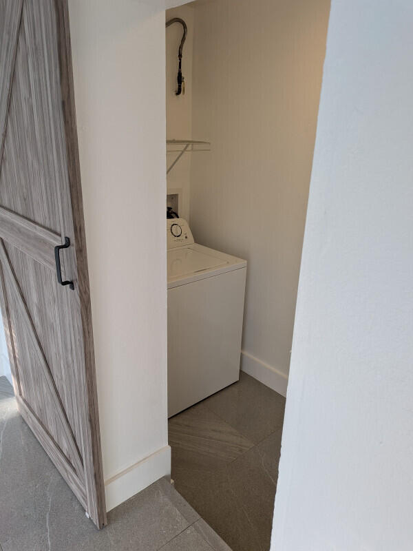 RICHMOND HEIGHTS - Residential Lease
