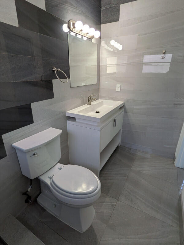 RICHMOND HEIGHTS - Residential Lease