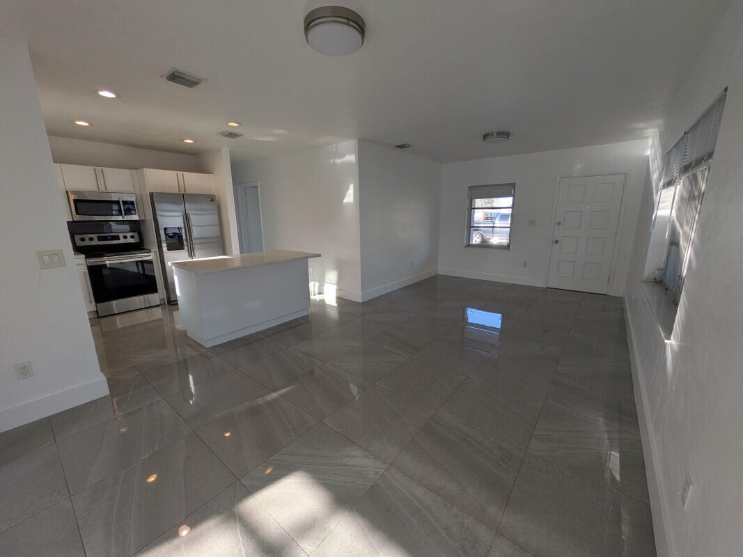 RICHMOND HEIGHTS - Residential Lease