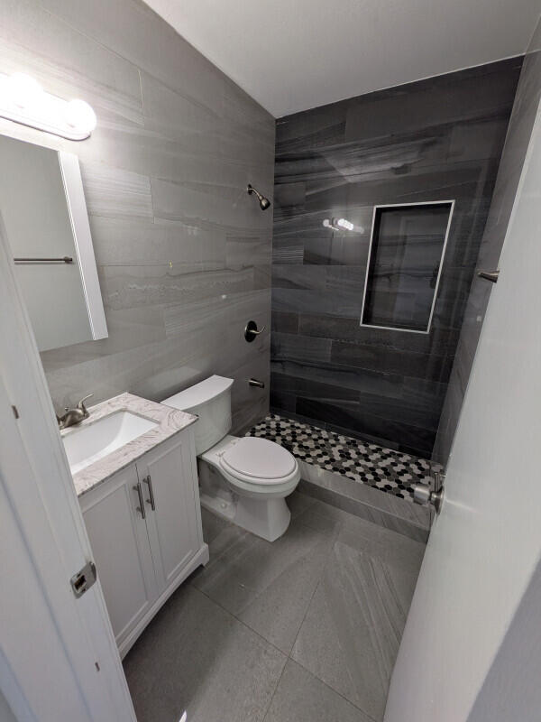RICHMOND HEIGHTS - Residential Lease