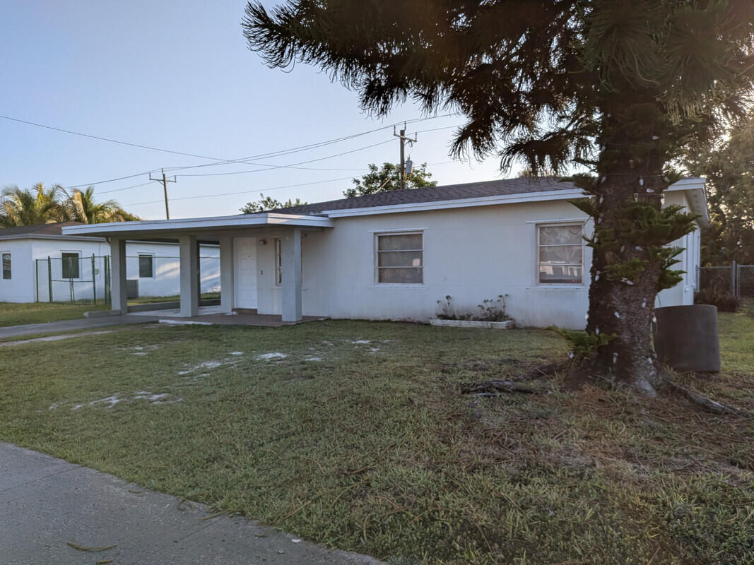 RICHMOND HEIGHTS - Residential Lease