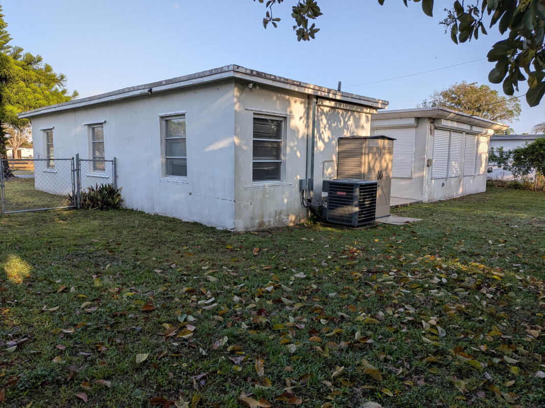 RICHMOND HEIGHTS - Residential Lease