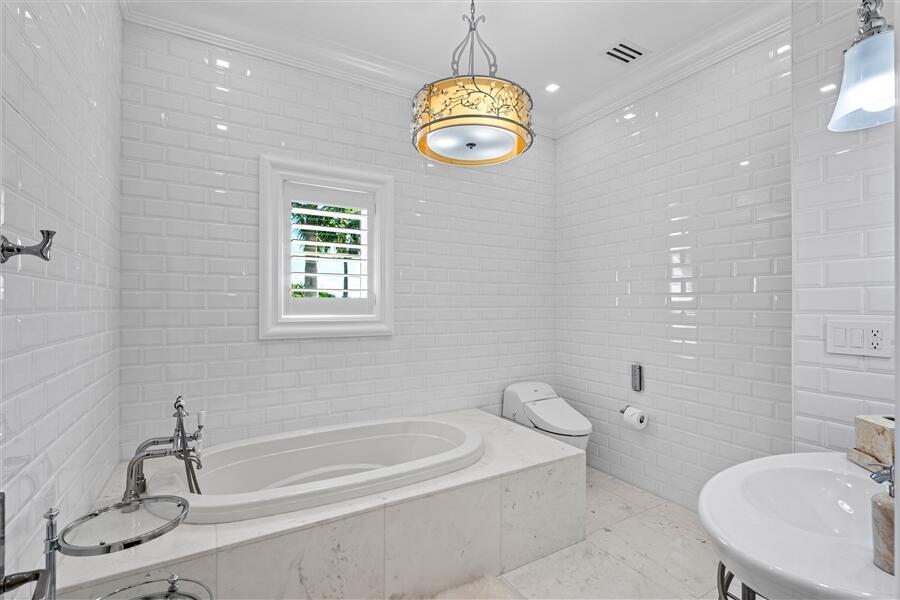 SEAGATE EXT - Residential