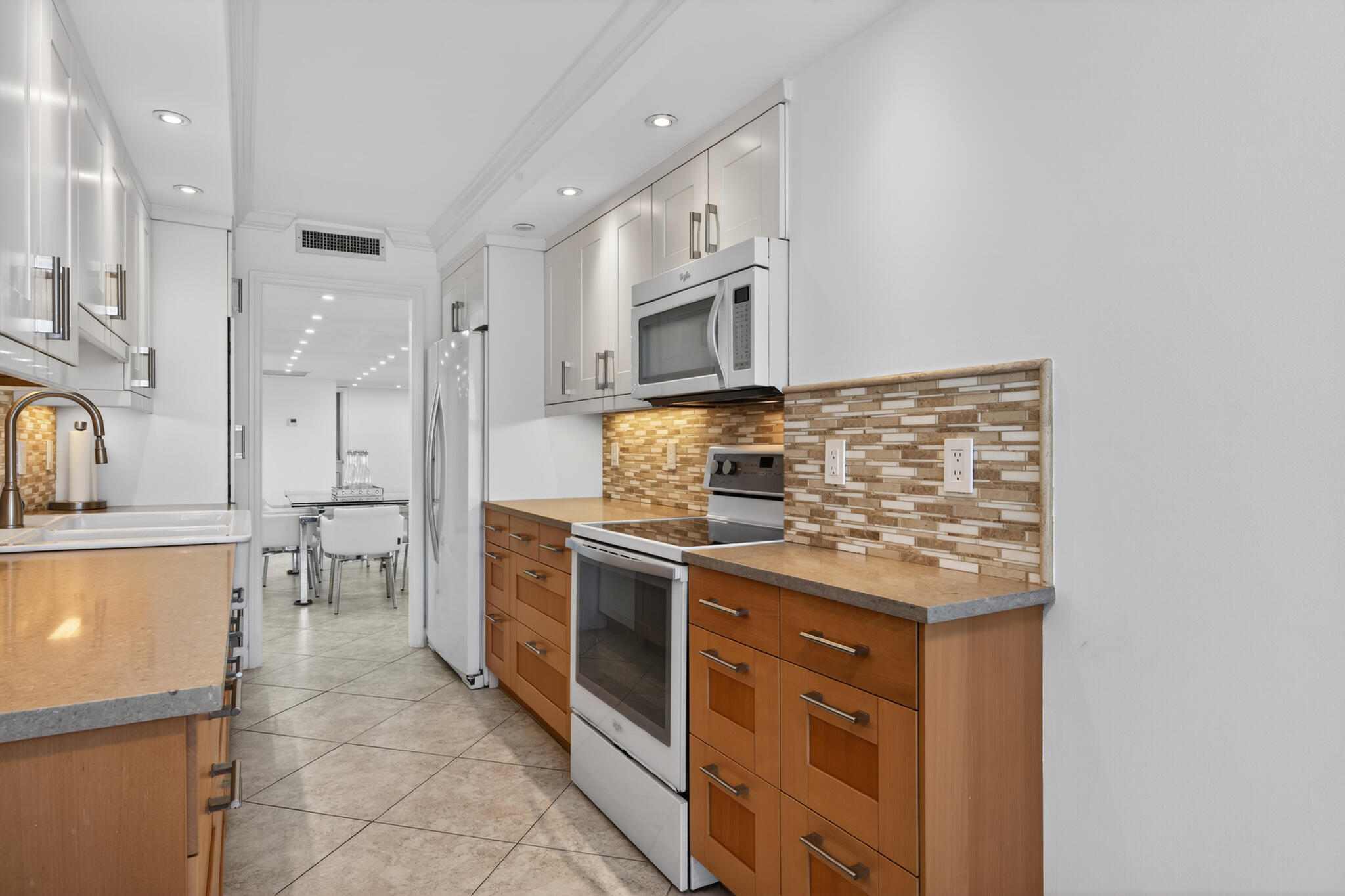 COTE D AZUR CONDO - Residential