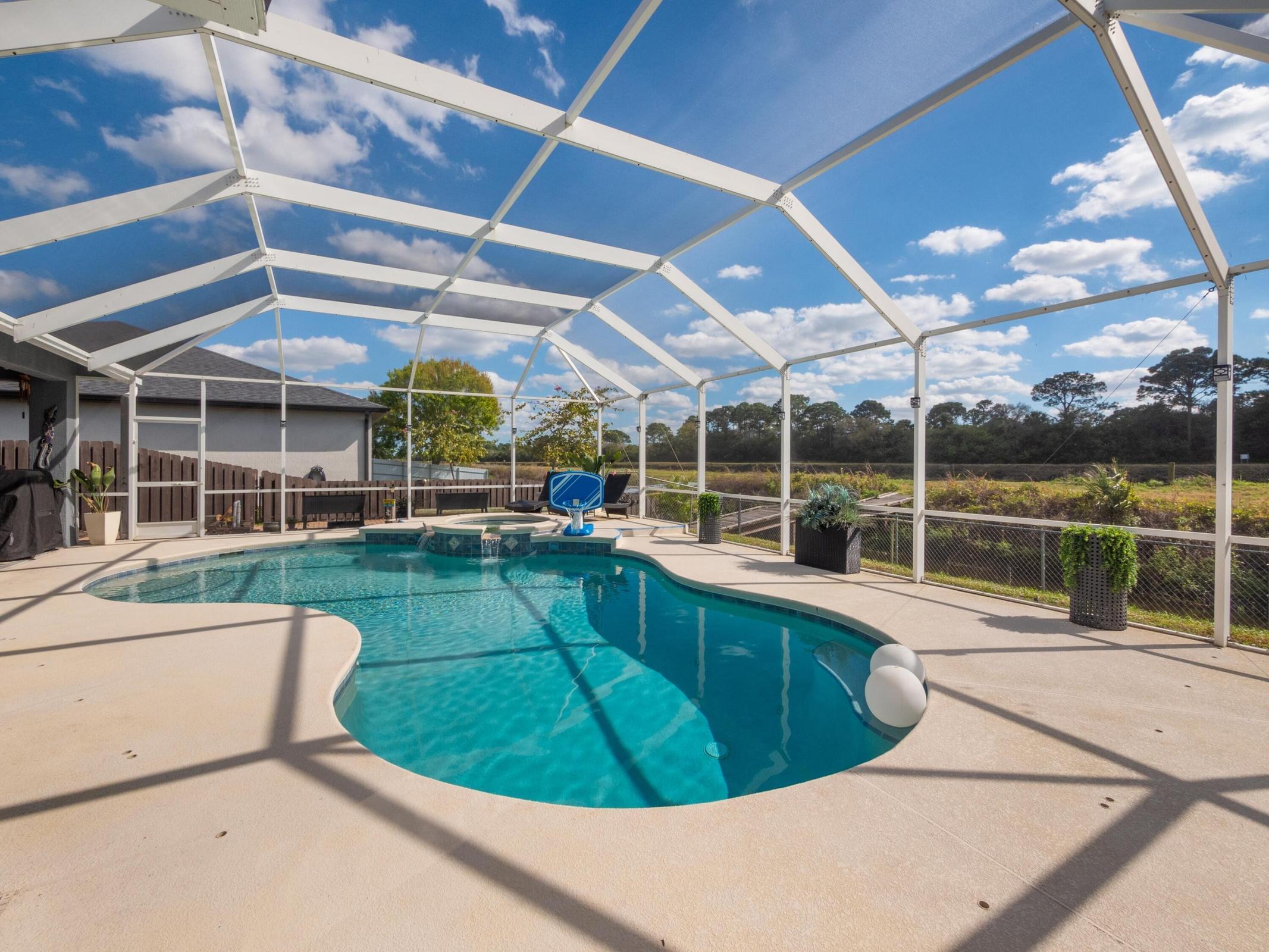 PORT ST LUCIE SECTION 33 - Residential Lease