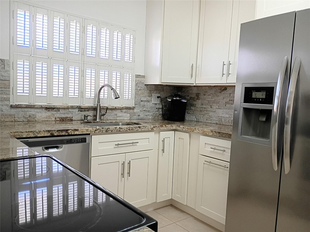 Sunrise Lakes Phase III - Residential