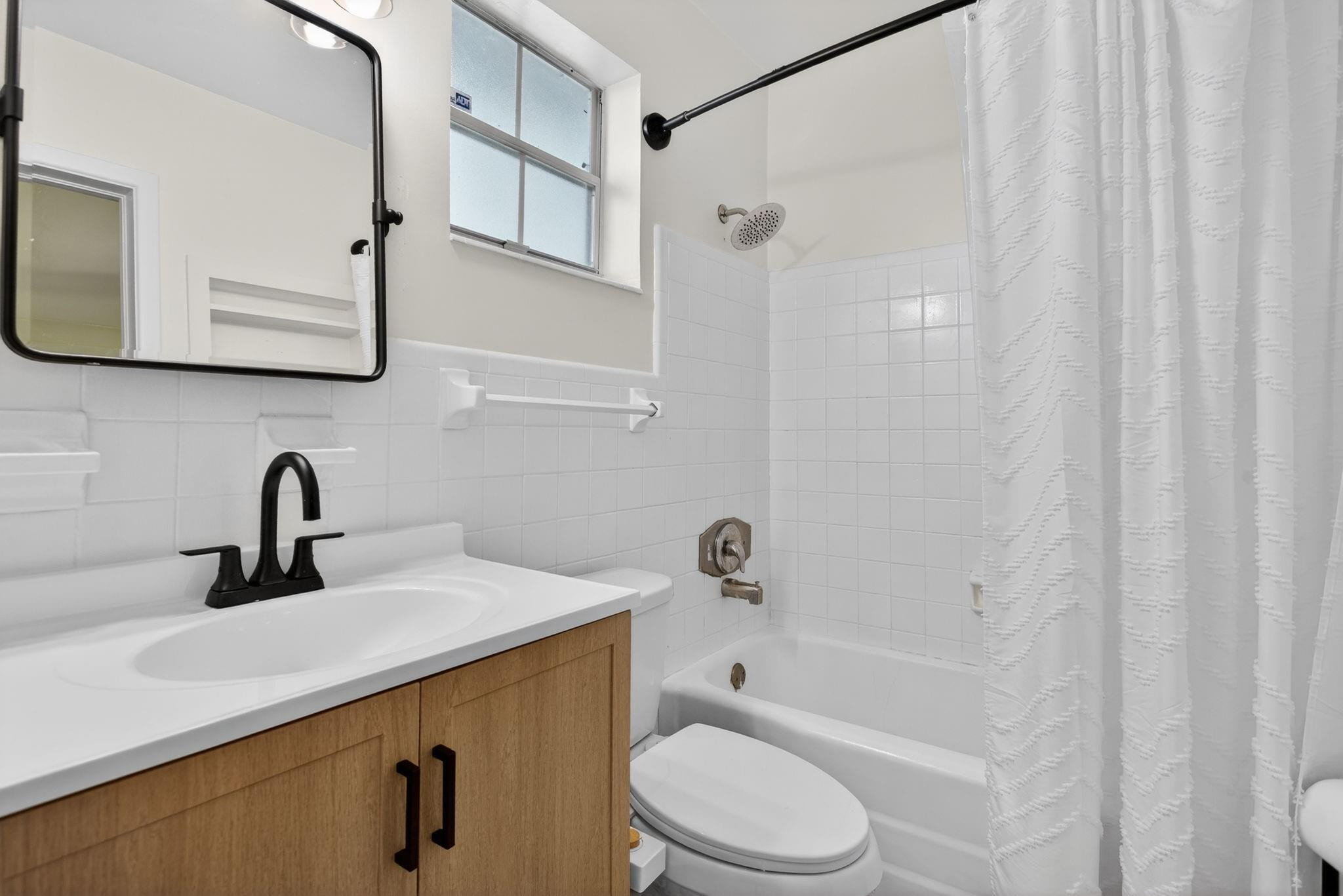 Riverwood Cove 52-28 B - Residential