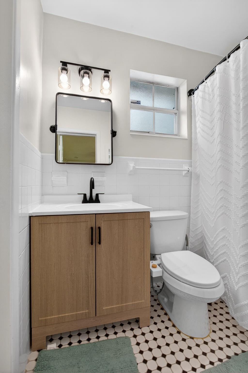 Riverwood Cove 52-28 B - Residential