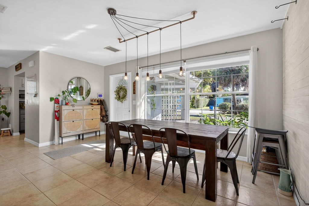 Photo of 3261 NW 6th Avenue, Fort Lauderdale, FL 33309 (MLS # F10551506)