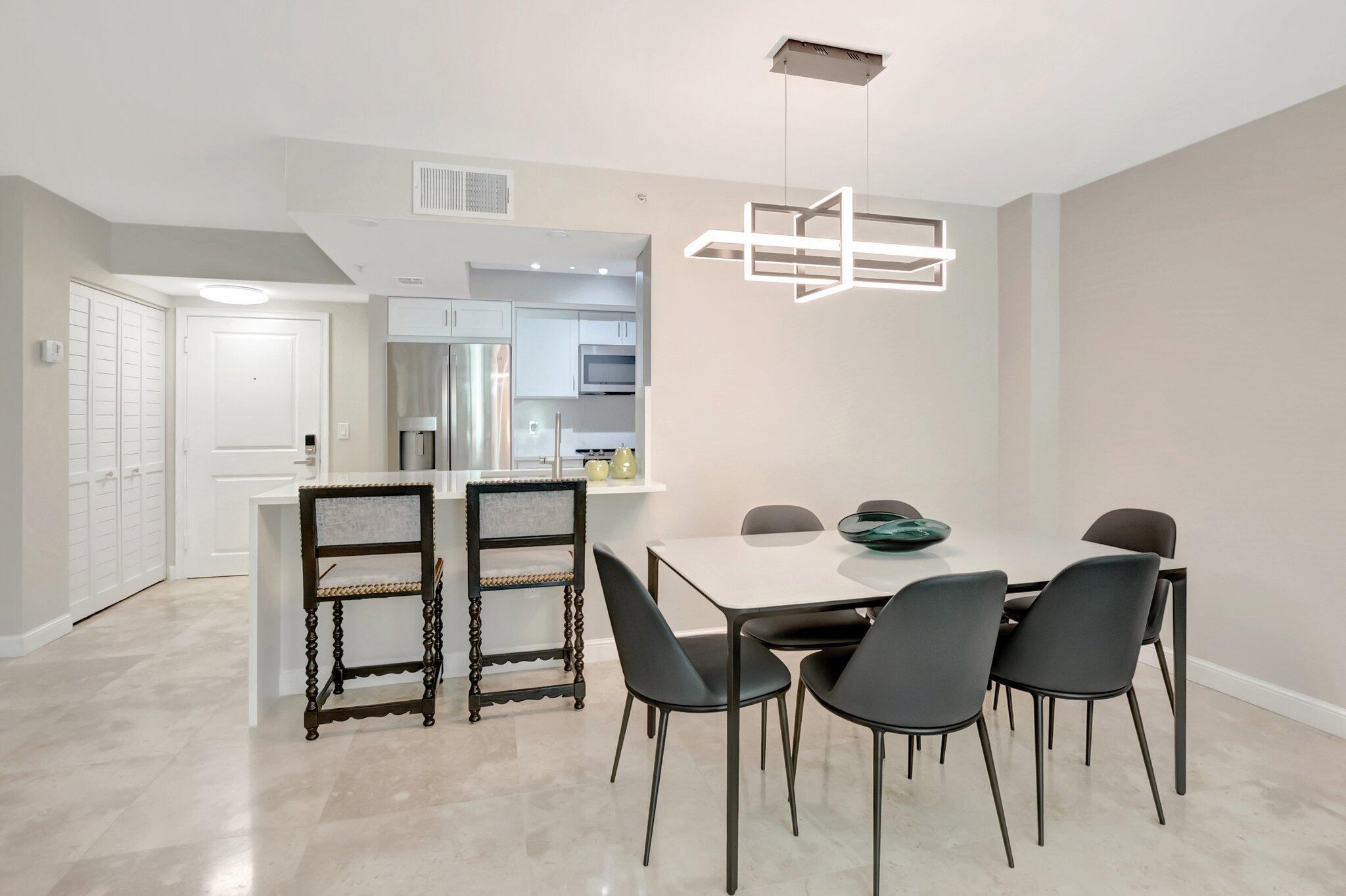 99 SE Mizner Boulevard 636
