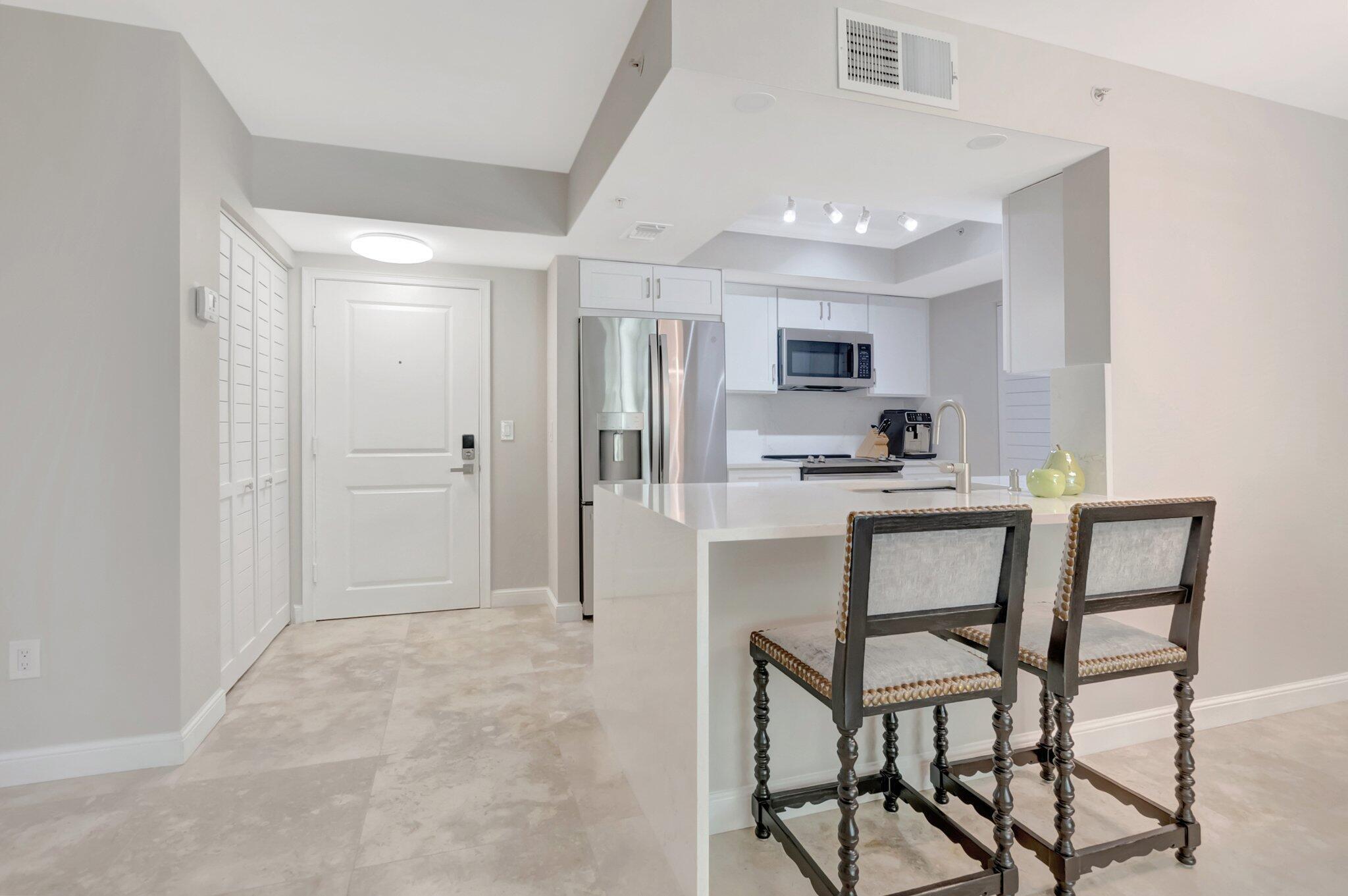 99 SE Mizner Boulevard 636