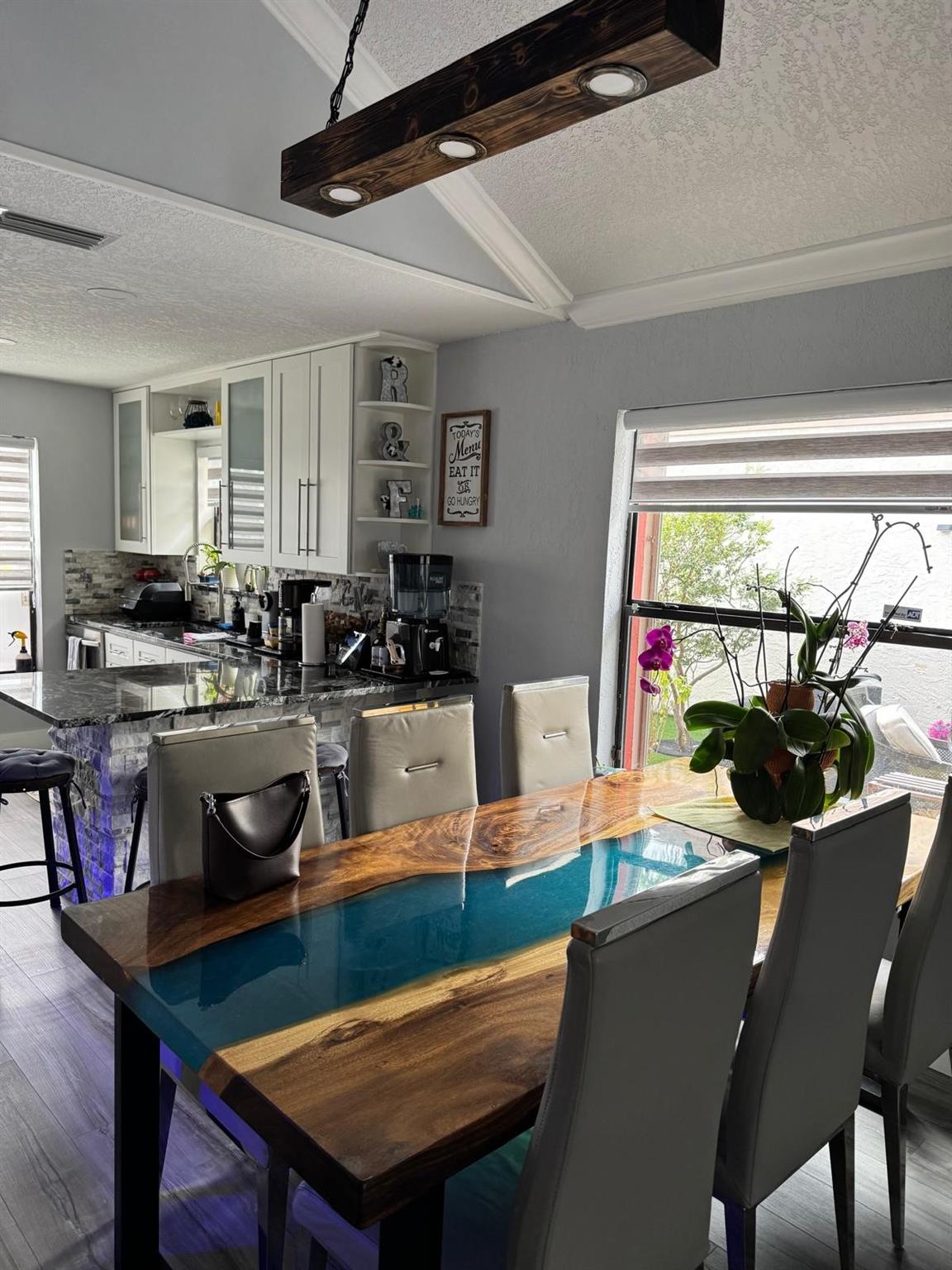 Lakes Tara Unit 02 - Residential Lease