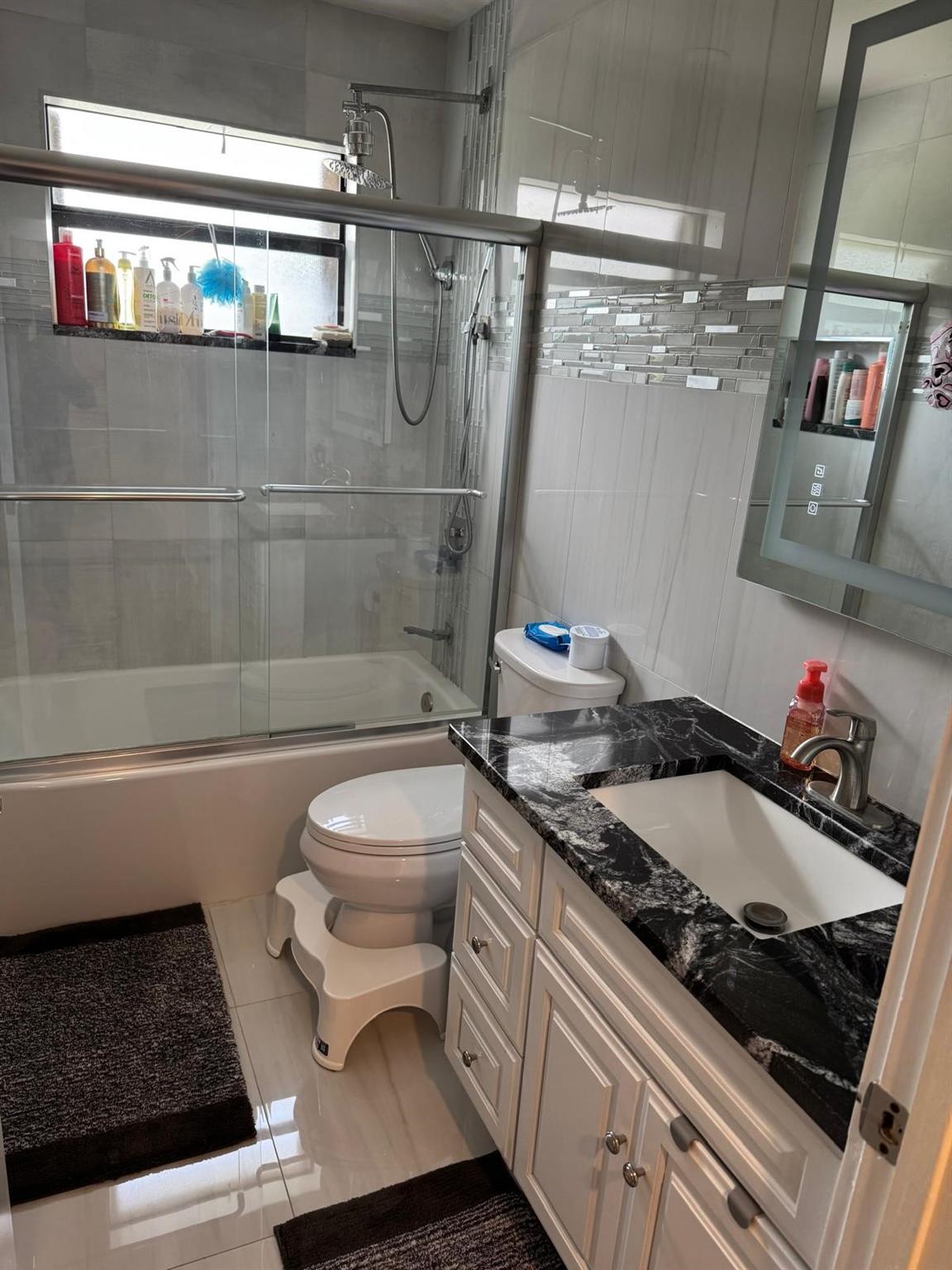 Lakes Tara Unit 02 - Residential Lease