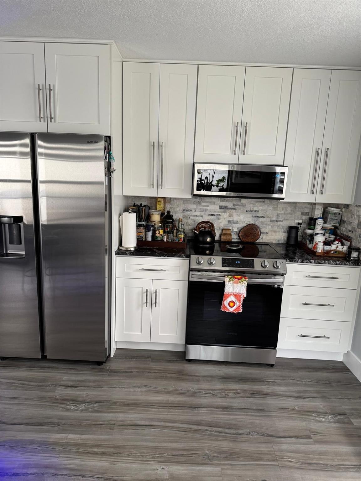 Lakes Tara Unit 02 - Residential Lease