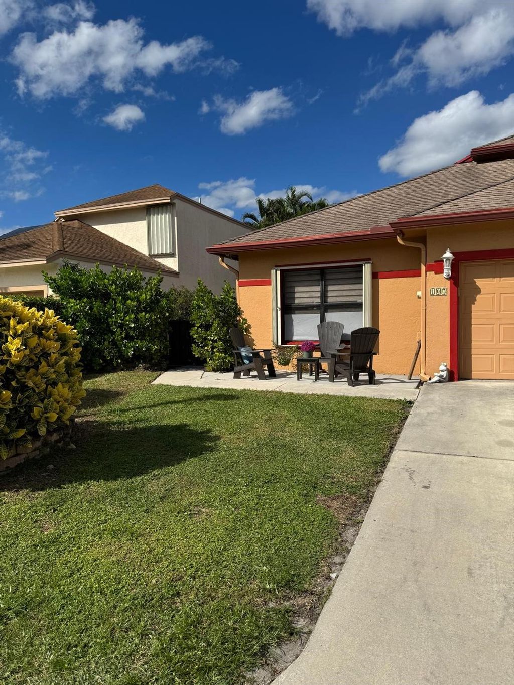 Photo of 107 Azalea Circle, Boynton Beach, FL 33436 (MLS # F10536318)