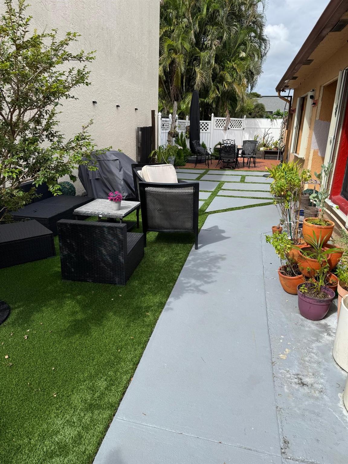 Lakes Tara Unit 02 - Residential Lease