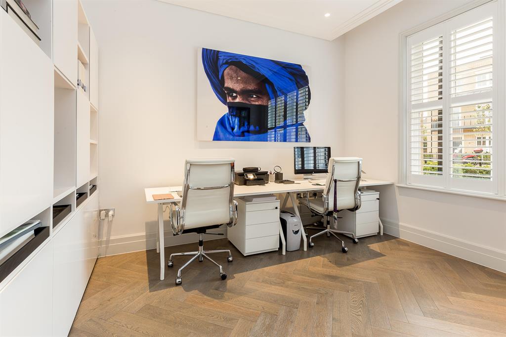 LONDON Borough of Merton - Residential